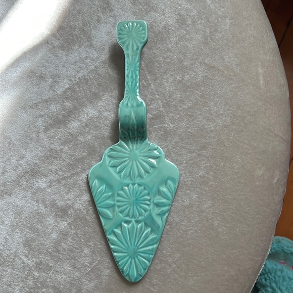 Anthropologie Other - Anthropologie Glazed Pottery Ceramic Pie Slice Spoon Rest NWT